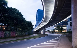 Viaduto Complexo JK Iguatemi